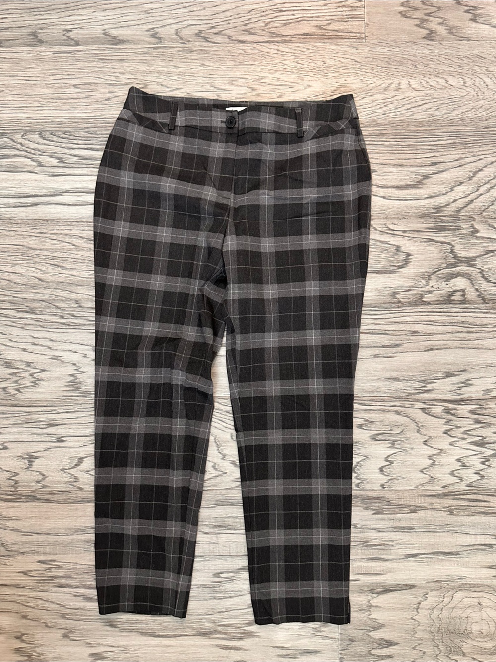 cleo Women's Gray and Black Plaid Trousers